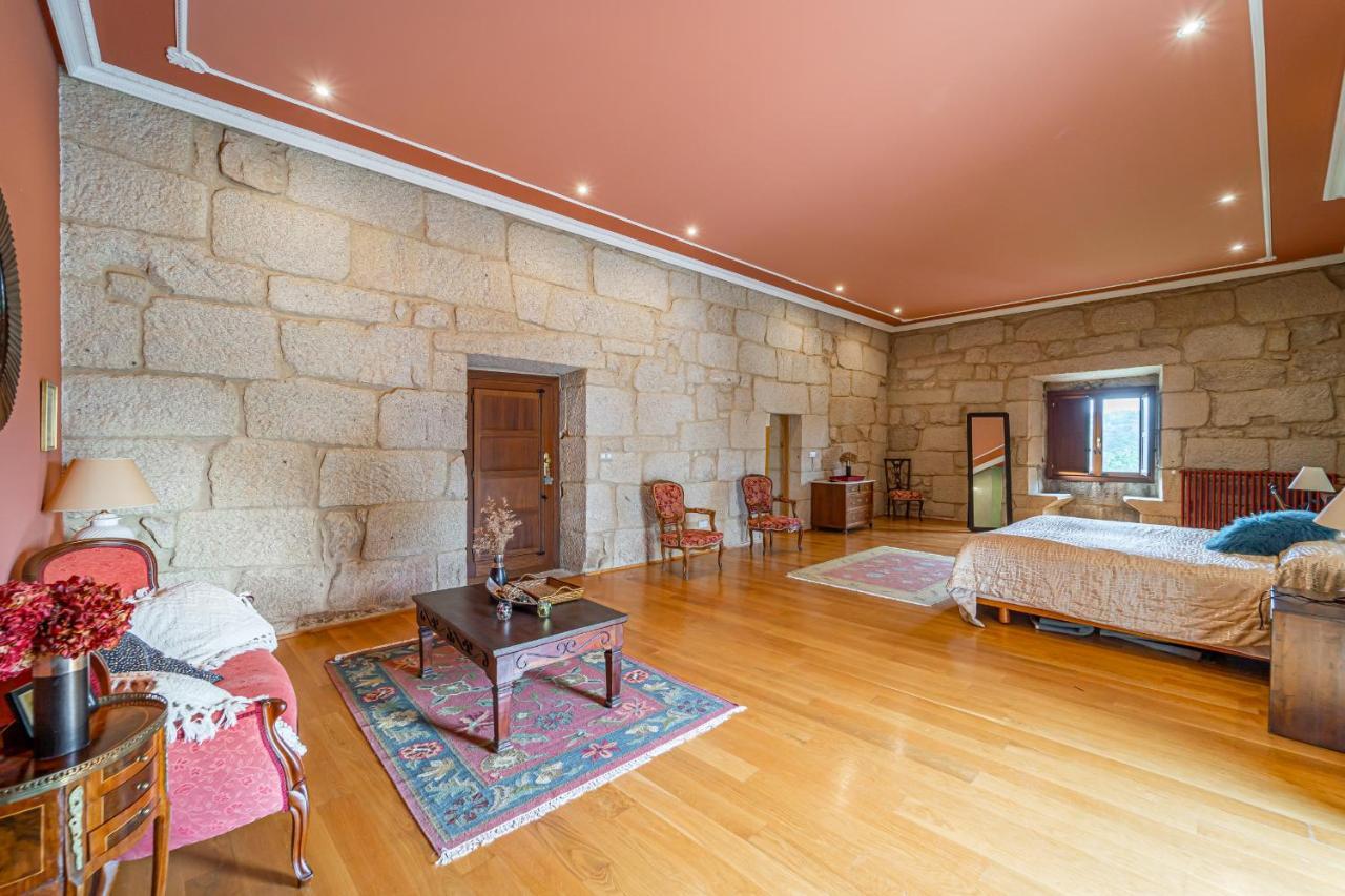 Casa Rural Pazo San Damian Amoeiro Exterior photo